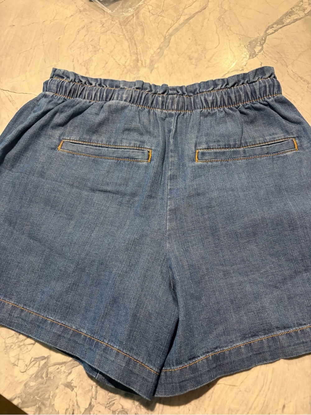 Banana Republic Blue Denim Elastic waist-mid rise Shorts - Picture 5 of 5